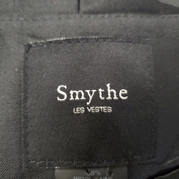 Smythe Women's Black Vest with Front Pockets - Picture 6 of 7